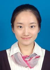 穿着衬衫的小孩
描述已自动生成